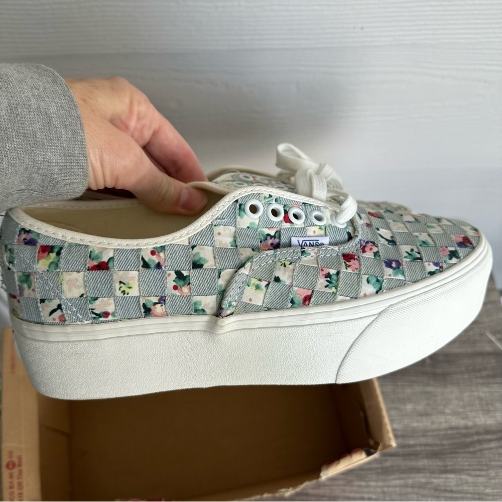 Vans 9.5 Platform Authentic Stac (Woven) Floral/Multi Distressed Look Flowers - Picture 4 of 10